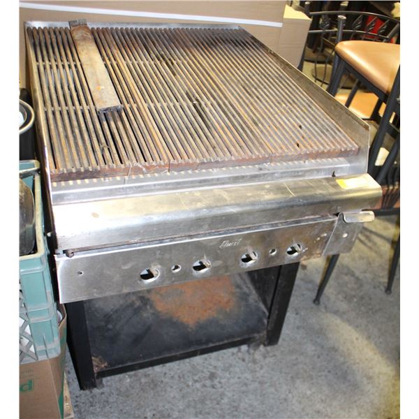 QUEST COMMERCIAL GAS GRILL W/ STAND *NO KNOBS*