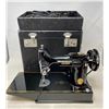 Image 1 : Singer Sewing Machine Feather Weight