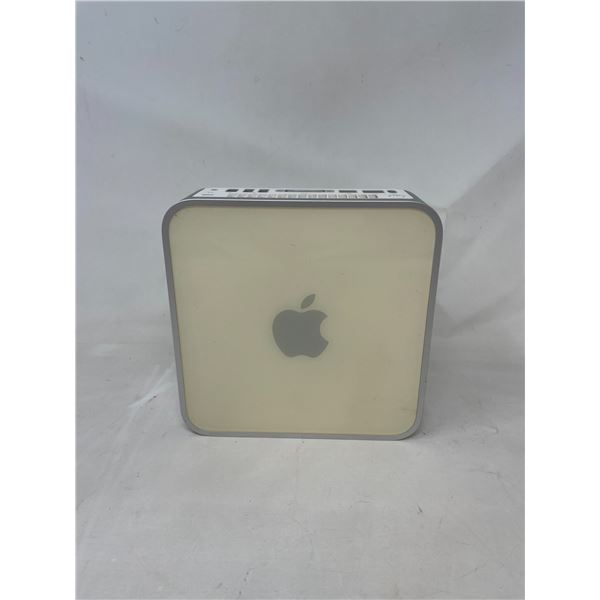 Apple Mac Mini (white)