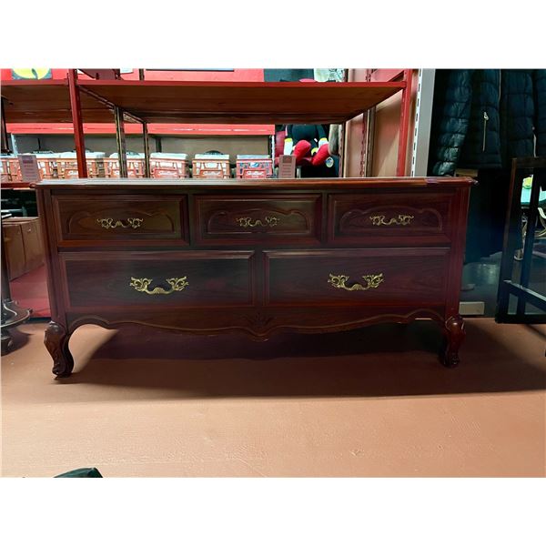 Mahogany Chest/Cedar Lined