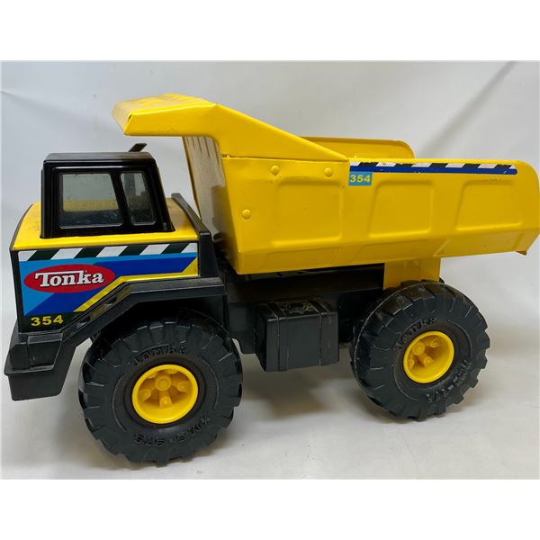Tonka Dump Truck 354
