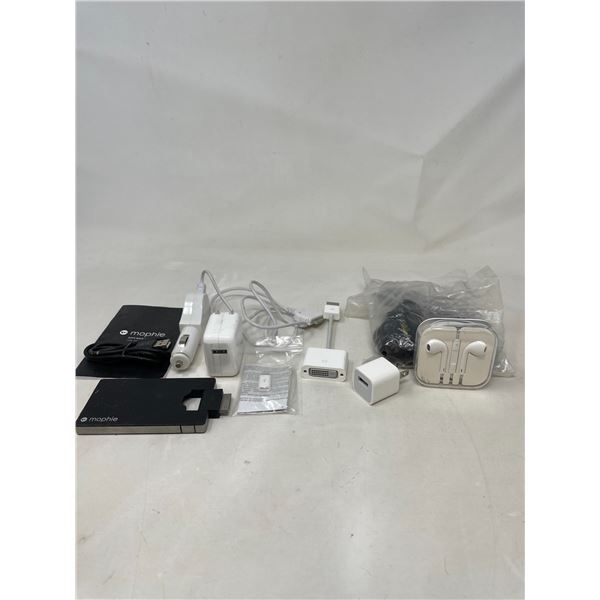 Morphie Juice ePack, Apple Corded Ear Buds, HDMI Adapter, Car adapter, 2 Chargers, 1 Adapter