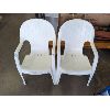 Image 3 : Set of 4 Plastic Patio Chairs and 1 Child's Chair - Very Good Condition