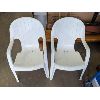 Image 4 : Set of 4 Plastic Patio Chairs and 1 Child's Chair - Very Good Condition