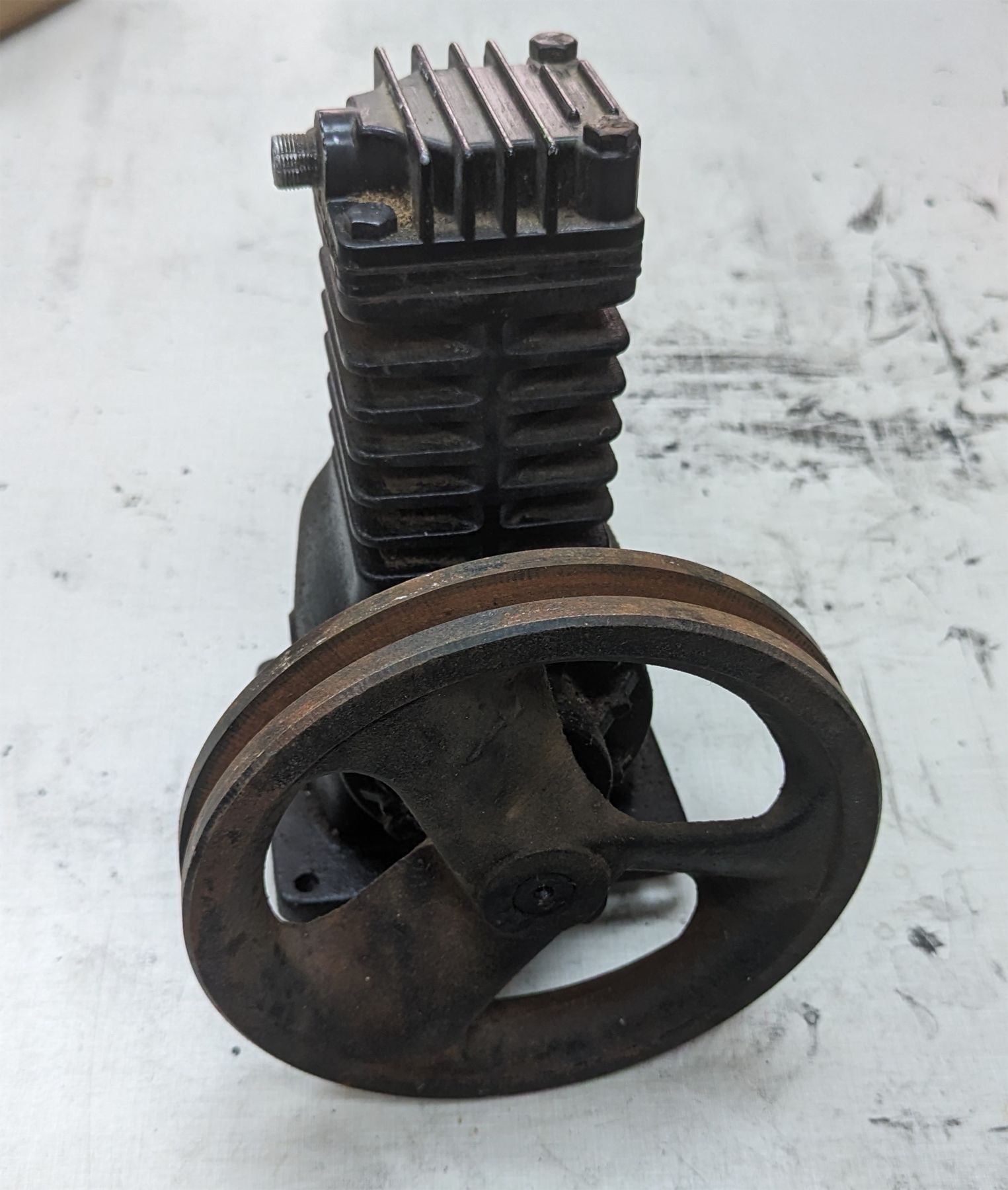 Single Cylinder Compressor Head