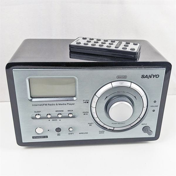 Sanyo Model R227 Internet FM Radio & Media Player