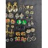 Image 3 : Large Set of Vintage Clip on Earrings