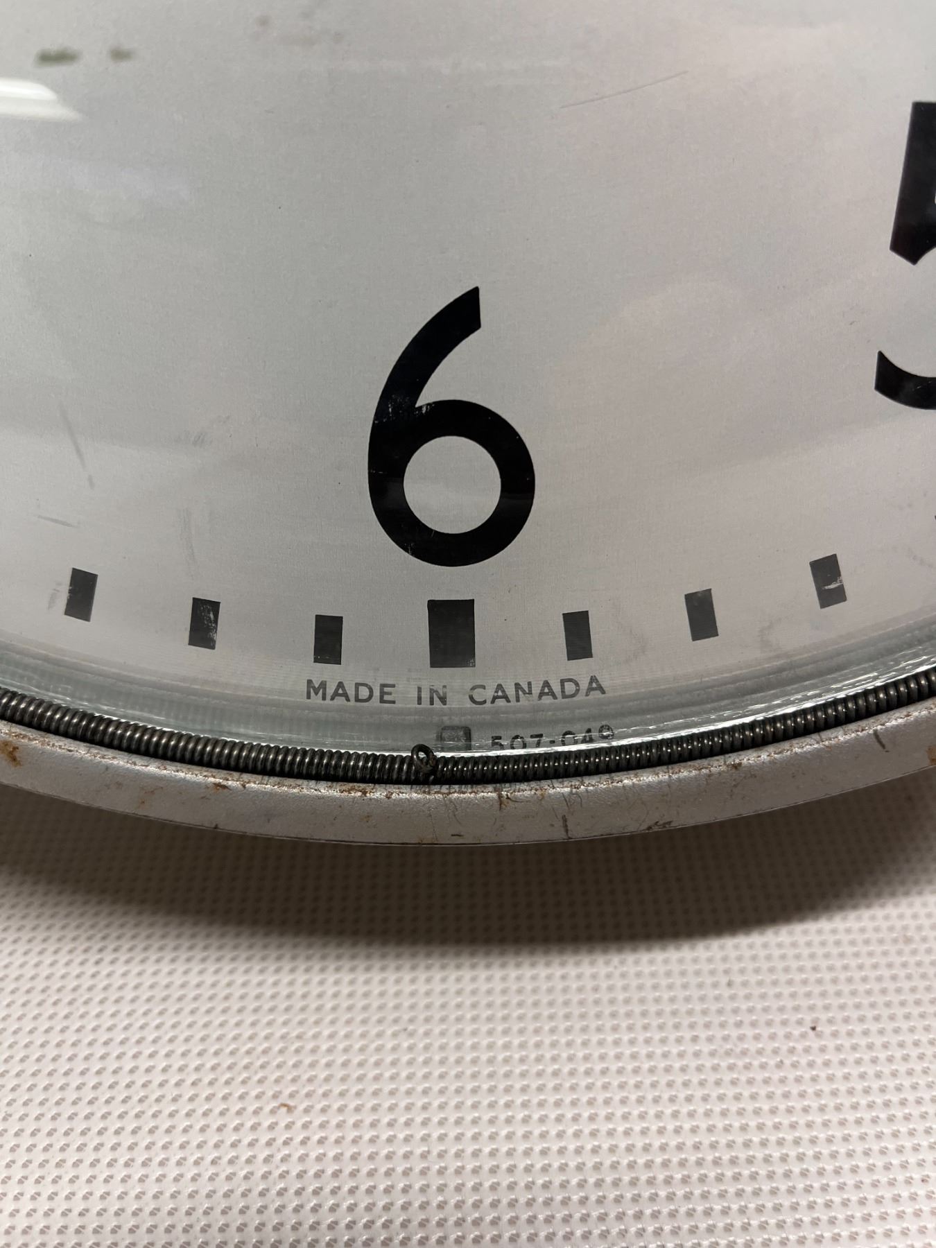 Simplex institutional clock