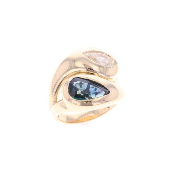 Freeform VS1 Diamond Sapphire & 18k Gold Ring