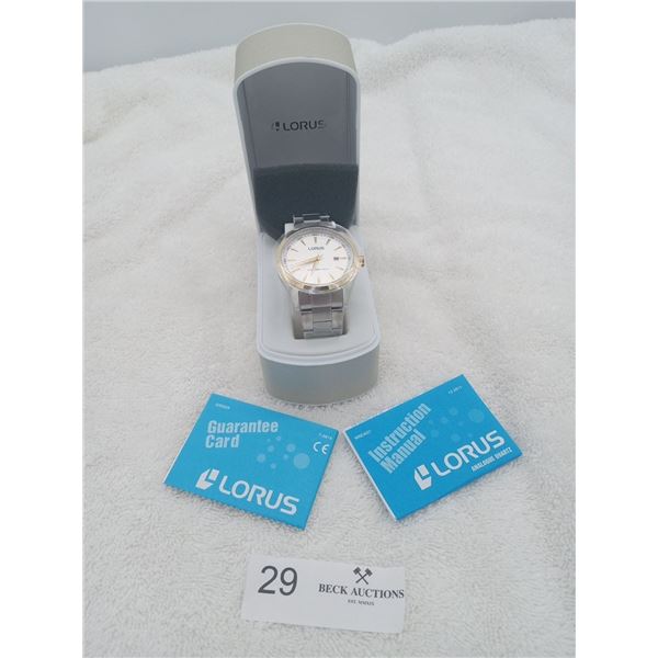 Mens Lorus Watch - Analogue Quartz, Battery Operated, Stainless Steel, Battery Operated