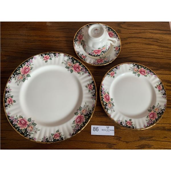 Brand New Royal Albert Dinner Setting For 4 - Bone China