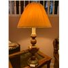 Image 1 : 50 Years Plus - Beautiful Solid Oak & Brass Lamp 35H