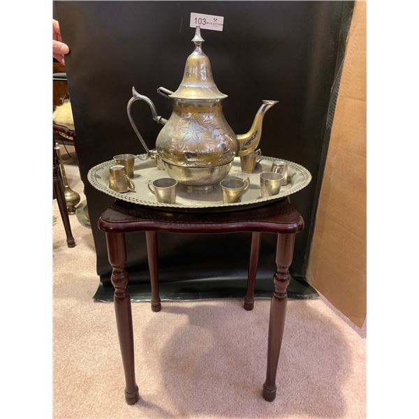 Old Fashion Pewter Tea Set & Mini Table (12Wx11Dx15H)