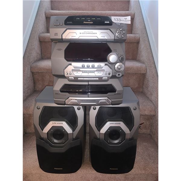 Panasonic 5 Disc CD Changer - Model SA-AK27