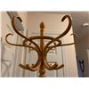Image 2 : Antique Oak Elegant Coat Rack