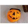 Image 2 : (3) Plastic Masks - Pumpkin, Dog, Clown