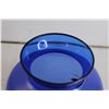 Image 3 : 10" Blue Glass Vase with Applies Flowers