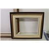 Image 2 : *(2) Vintage Wood Frames - 26.5x31 and 20x17.5
