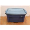 Image 3 : *(2) Rubbermaid 24"x40"x41.9"in & 50 L