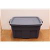 Image 3 : *(2) Rubbermaid 50 L