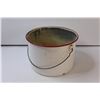 Image 2 : Enamel Pot and Basin