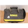 Image 3 : DeWalt Light Handle Roller Bag & Leather File Folder