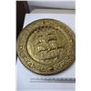 Image 2 : (3) Brass Wall Décor Plate - Ships