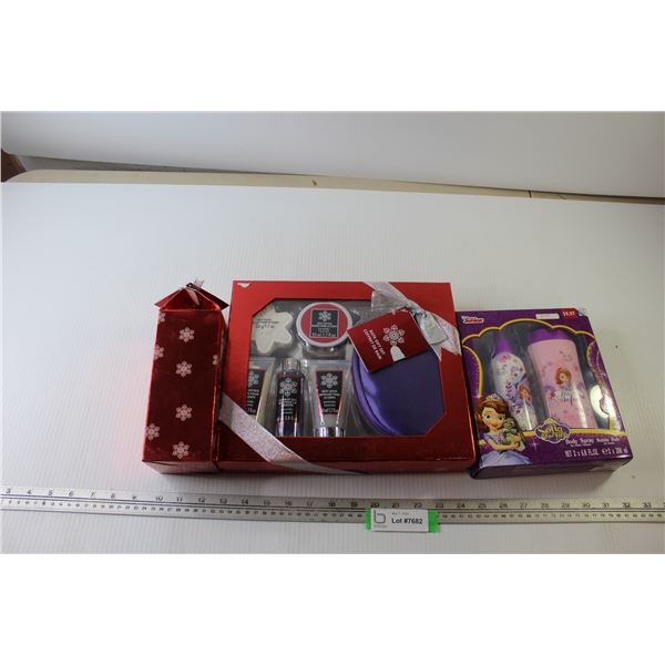 Bath Gift Set + Disney Junior Body Spray and Bubble Bath