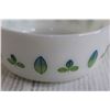 Image 2 : Pyrex Blue Green Leaf #472 Dish