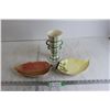 Image 1 : (2) Leaf Dishes, Vase with Handles