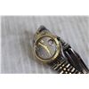 Image 2 : Ladies Designer Quartz Watch - Runs