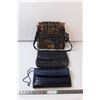 Image 1 : (3) Ladies Hand Bags