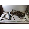 Image 1 : *Assorted Harness + Tools