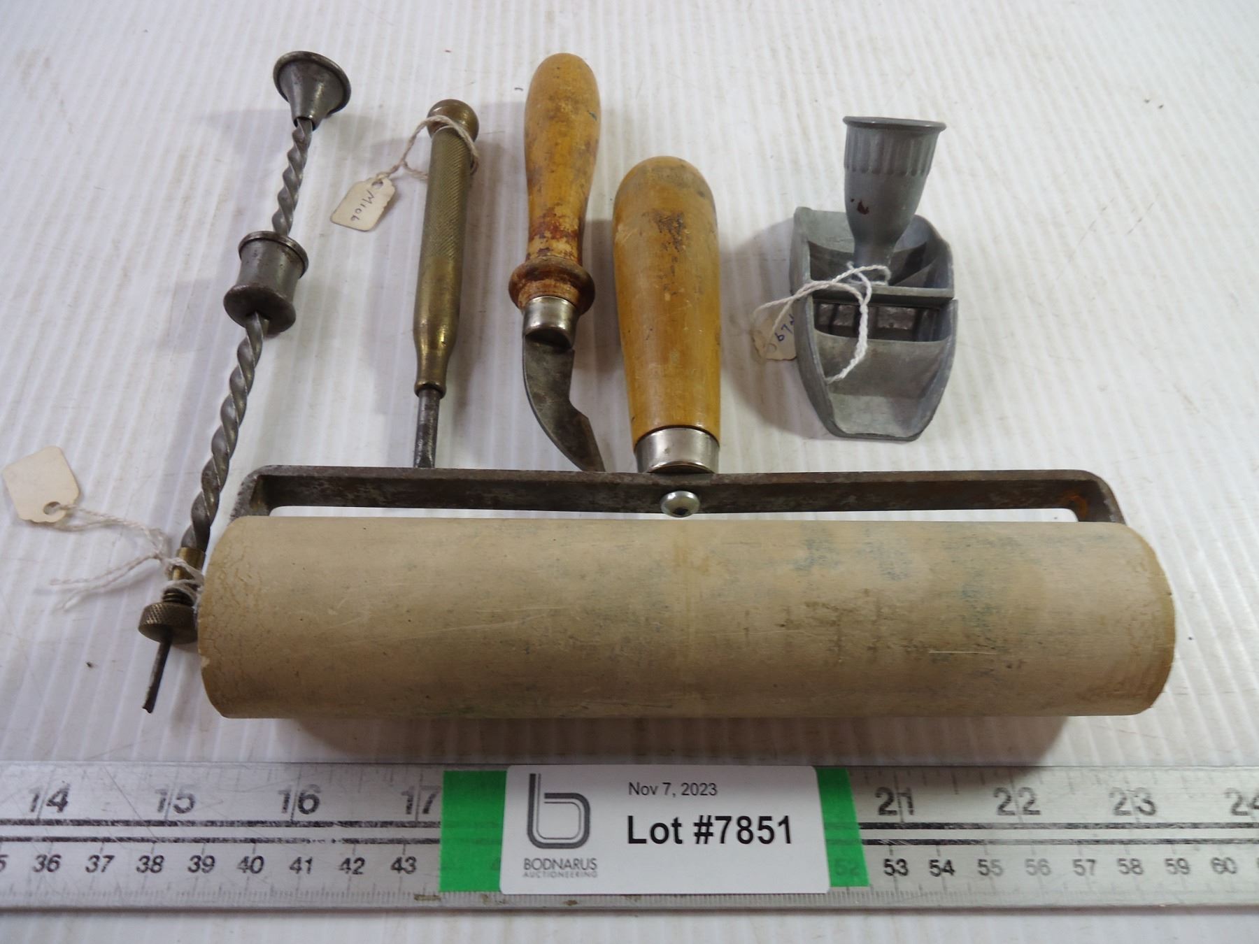 T-Shaped Rolling Pin, Linoleum Style Knife, Vintage Razor Blade Plane ...