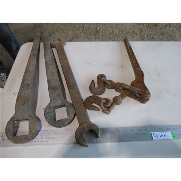 (3) Wrenches with a Load Boomer
