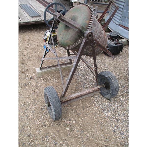 Monarch Cement Mixer 1/2HP