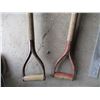 Image 4 : (2) Grain Shovels