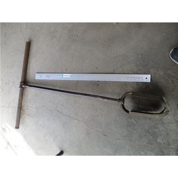 Post Hole Auger with Handle 5" Bodnarus Auctioneering