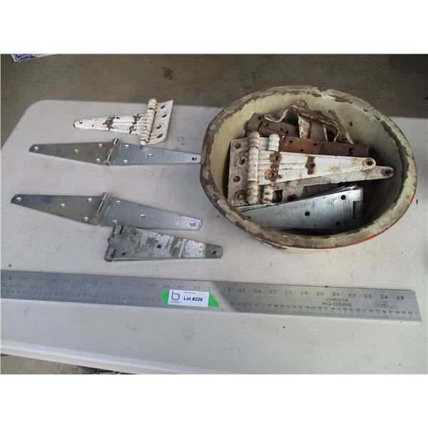 Enamel Pot with Hinges