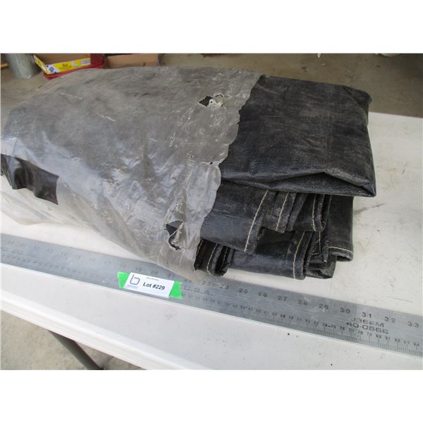 Black Tarp