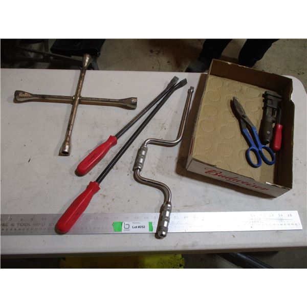 Tire Wrench, Pry Bar, Tin Snips, Wheel Wrench