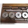 Image 3 : Vintage Tap & Die Set in Wooden Box - Little Giant
