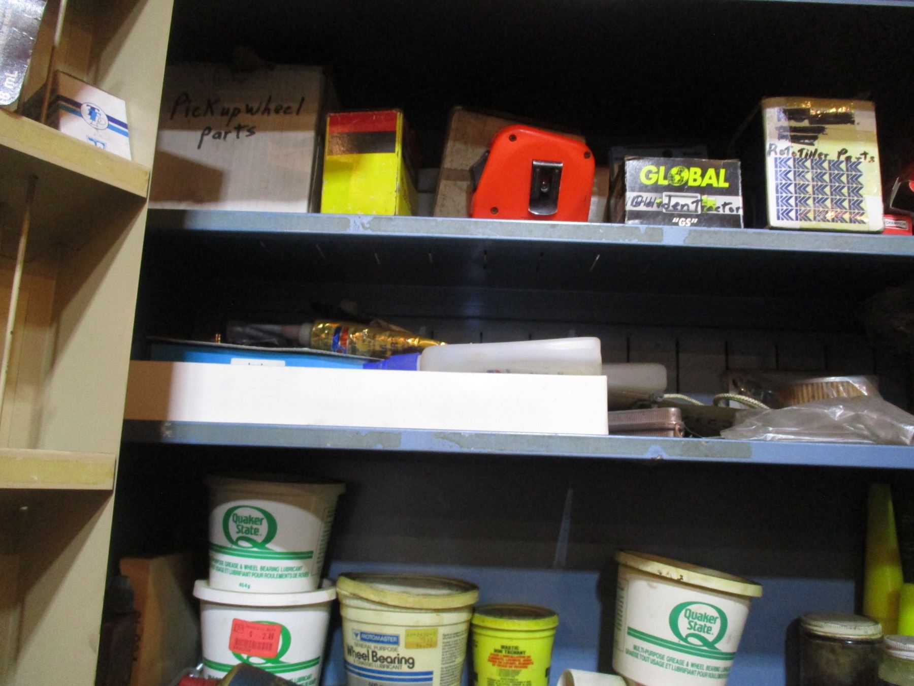 Blue Streak Automotive With Contents 32.5" x 57" Bodnarus