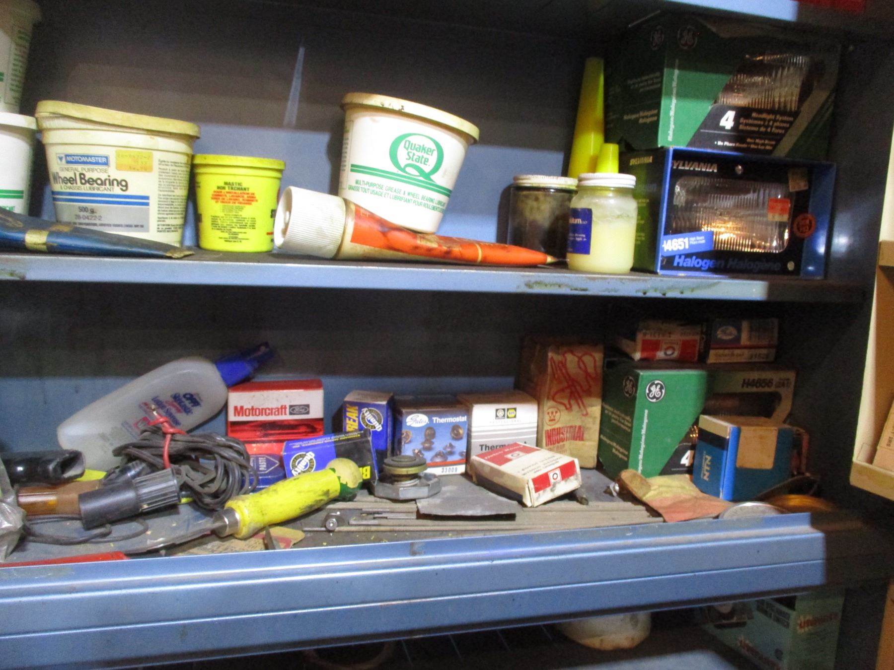 Blue Streak Automotive With Contents 32.5" x 57" Bodnarus