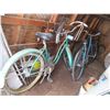 Image 1 : (3) Vintage Bicycles