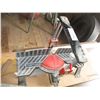 Image 2 : Miter Box With Saw