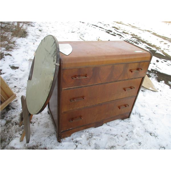 3 Drawer Dresser With Mirror