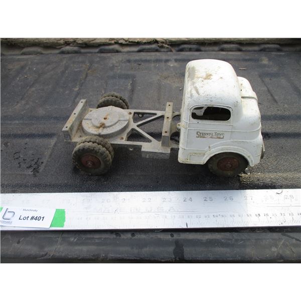 Structo Toys Metal Toy Truck