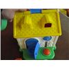 Image 4 : Fisher Price House