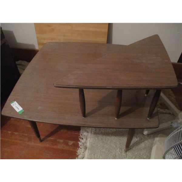 Corner Coffee Table With Boomerang Top, 30" x 30"